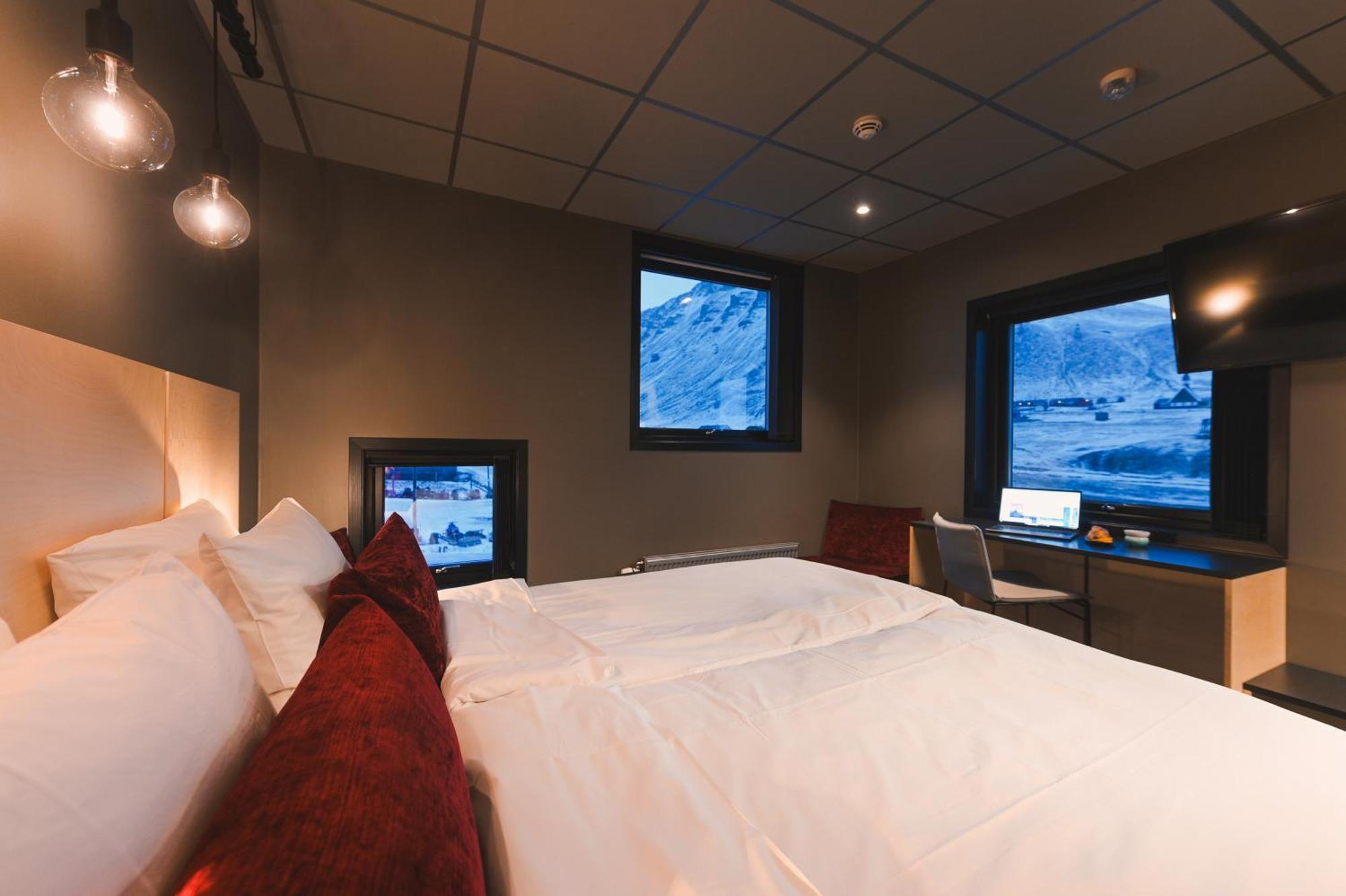 Svalbard Hotell | The Vault Longyearbyen Buitenkant foto