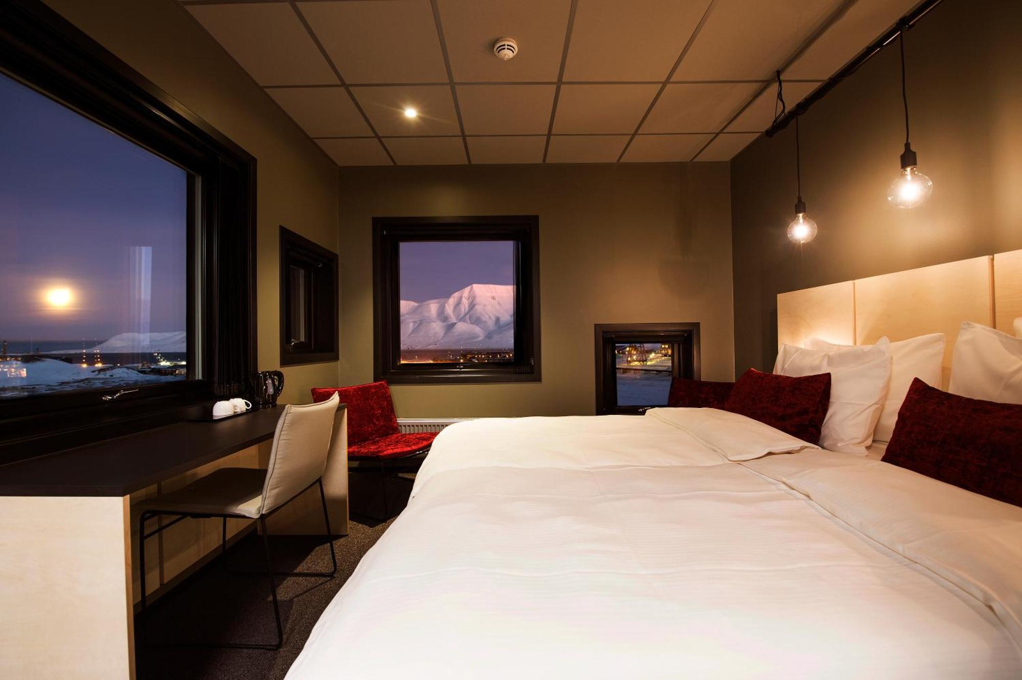 Svalbard Hotell | The Vault Longyearbyen Buitenkant foto